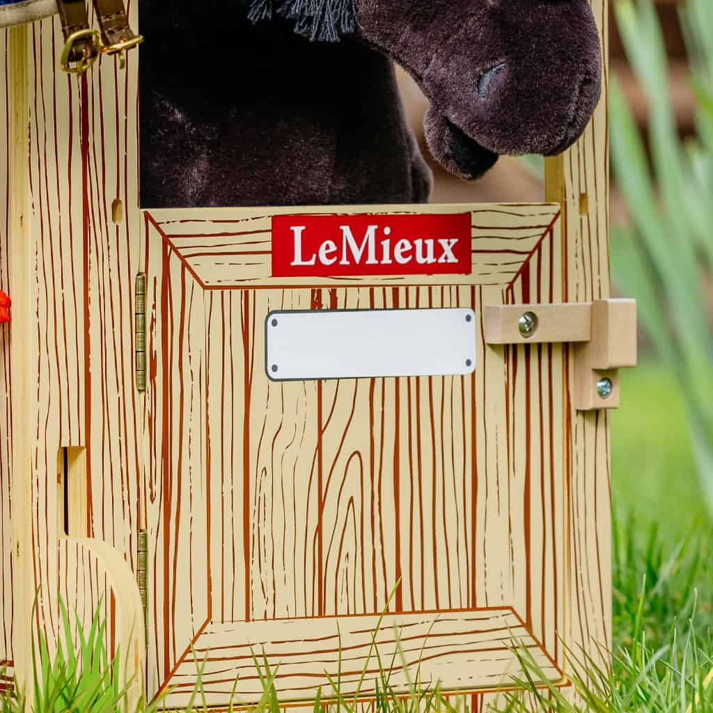 LeMieux Toy Pony Wooden Stable Set