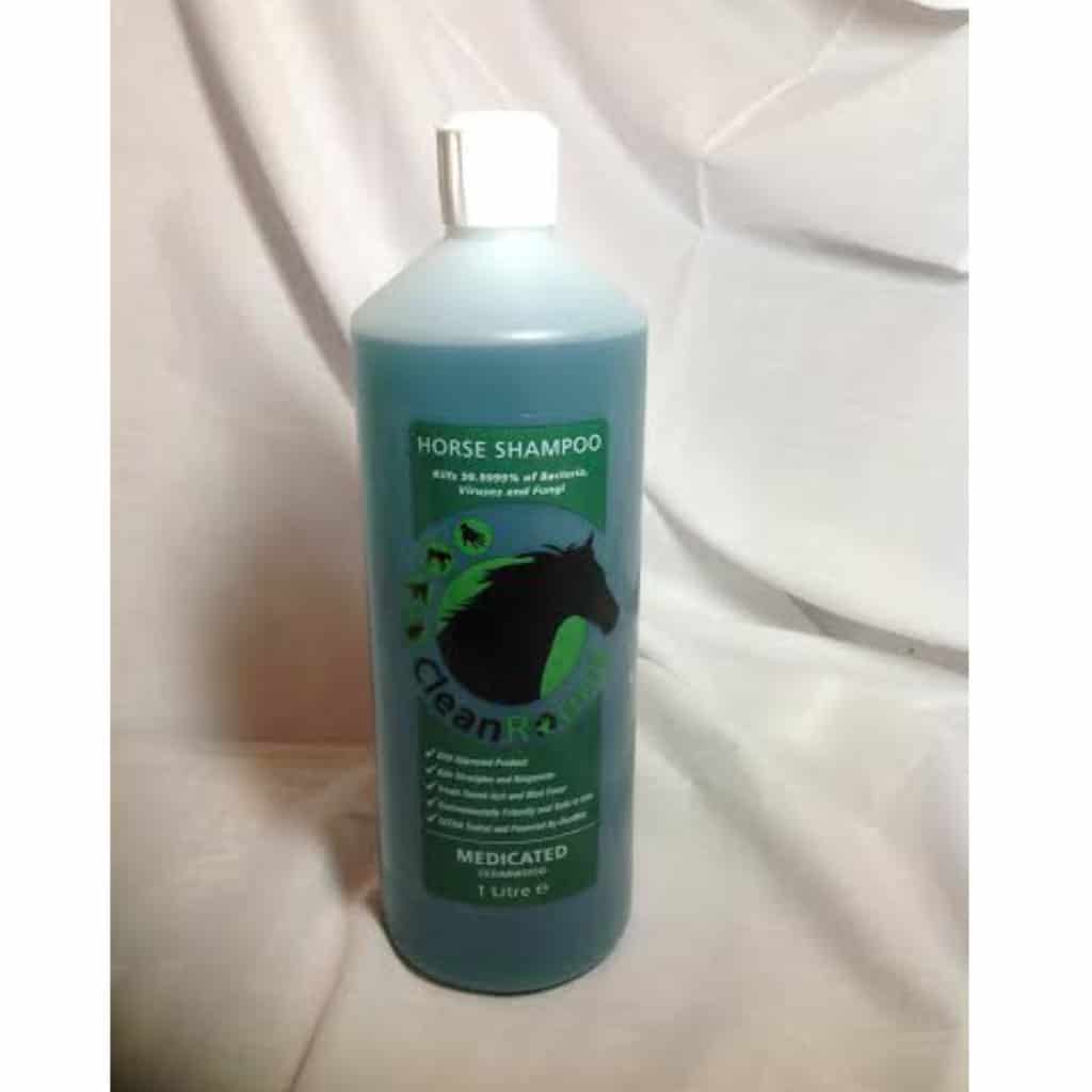 Cleanround Medicated Strawberry Shampoo - 1 Litre Bottle