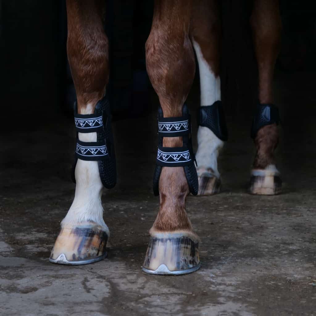 Equilibrium Open Fronted Tendon Boots
